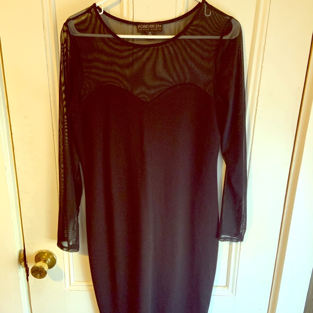Ladies PLUS SIZE Short Black Dress